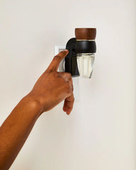 Black Hourglass Scent Control™