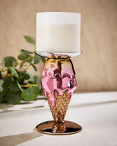 Double-Scoop Cone Pedestal